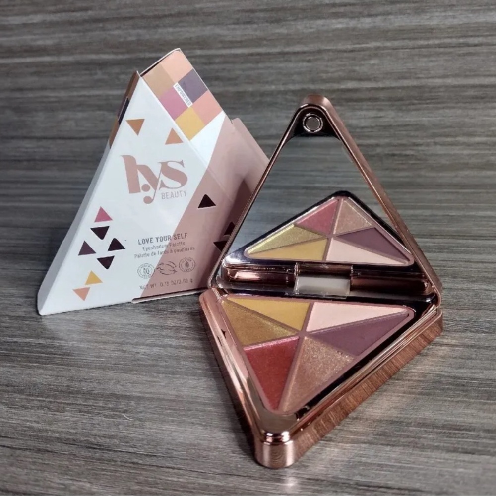 IYS Beauty Love Yourself Pallet